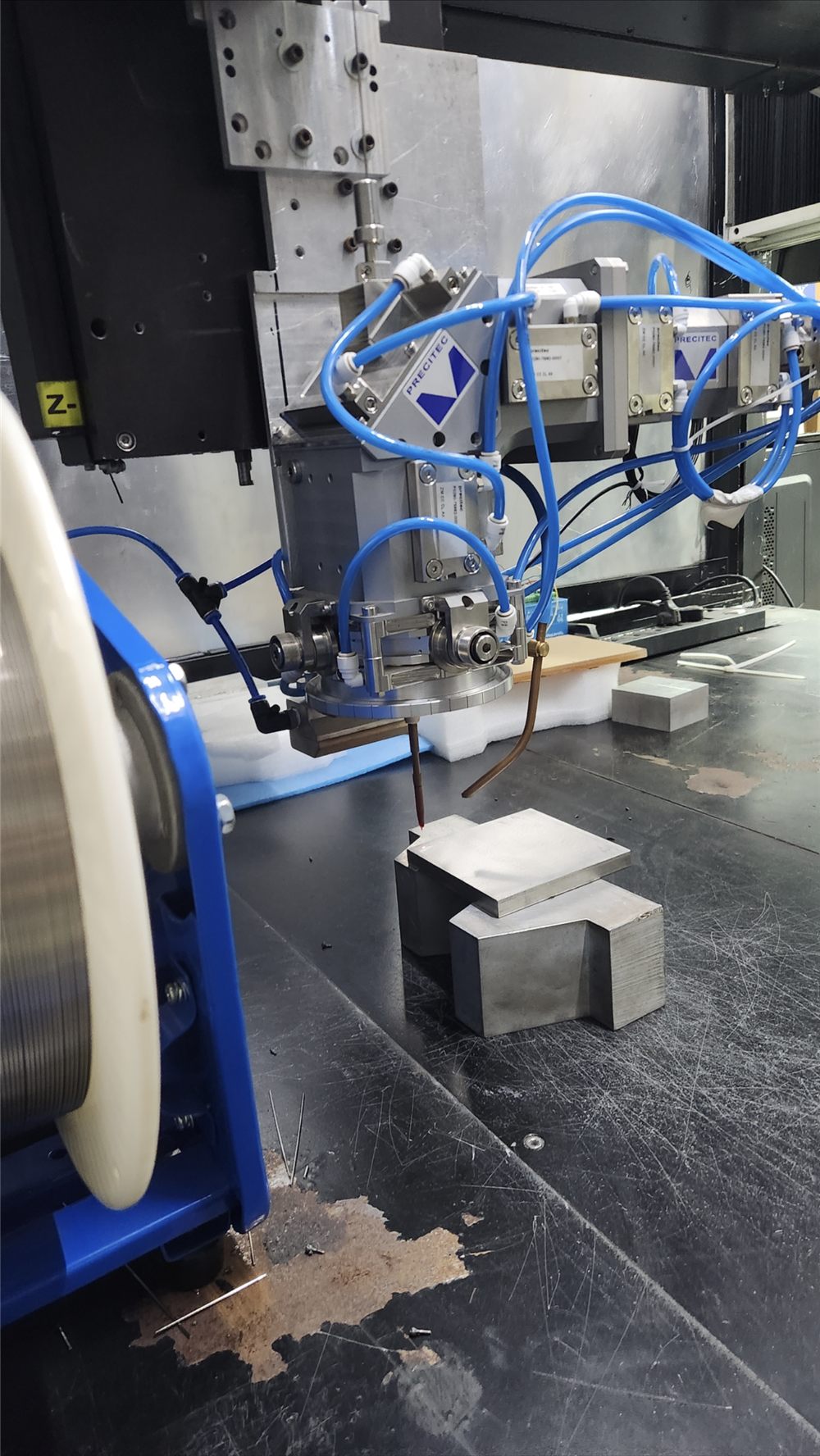 The additive manufacturing machine at IIT Bombay